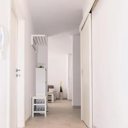 Perla - Two Bedroom With Stunning View 스플리트