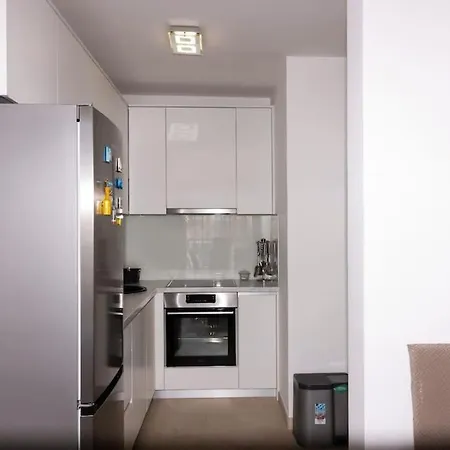 Perla - Two Bedroom With Stunning View 아파트