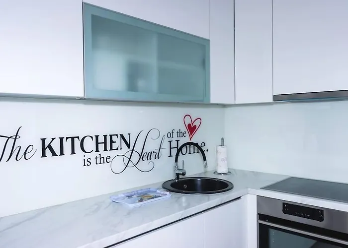 Perla - Two Bedroom With Stunning View *