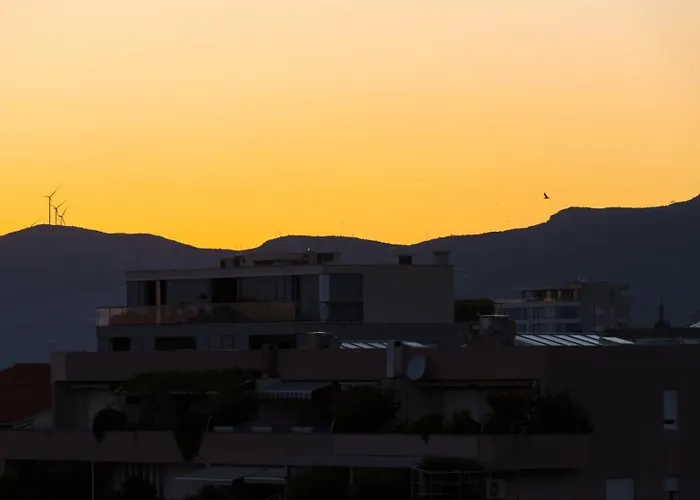 Perla - Two Bedroom With Stunning View *