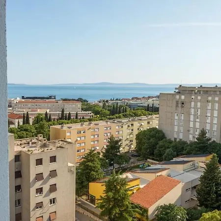 Perla - Two Bedroom With Stunning View 아파트